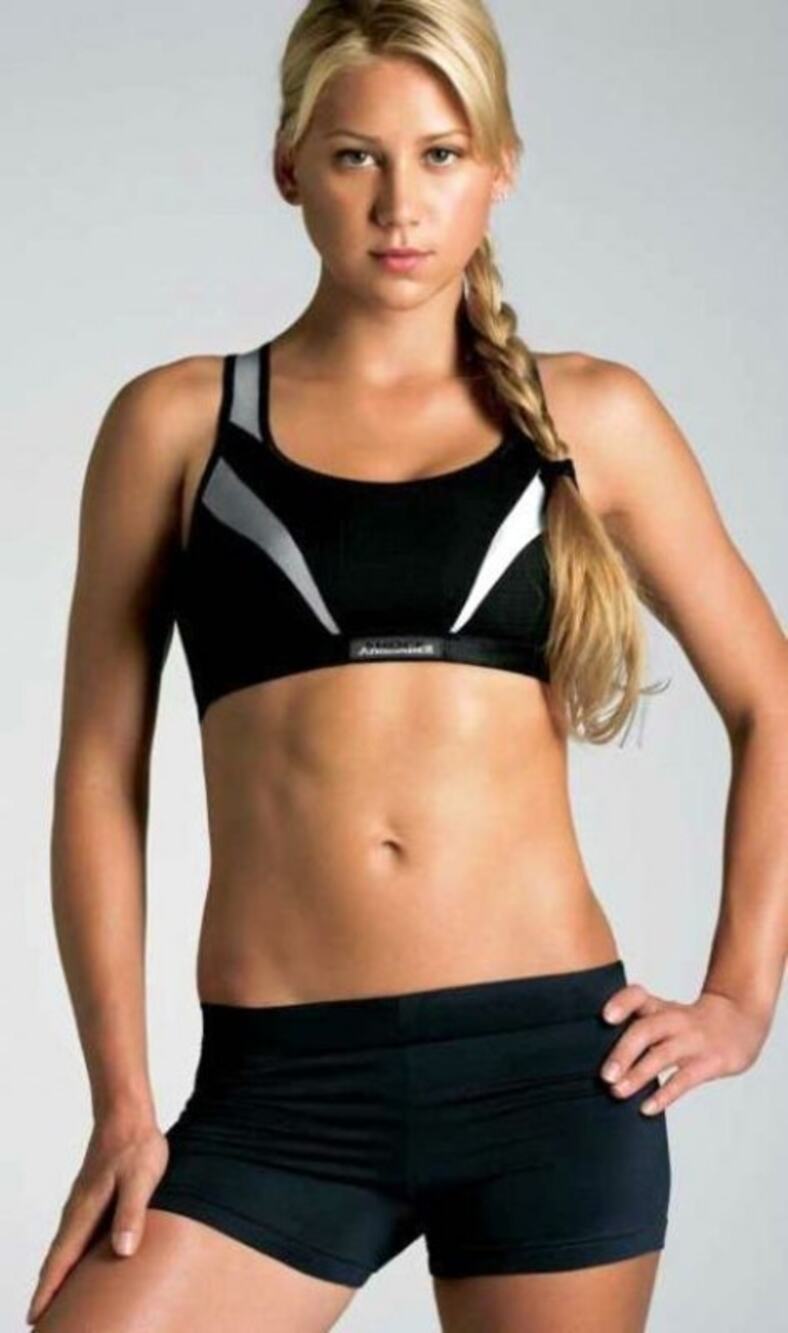 NWT Shock Absorber Black Medium Support Adjustable Bra Top Women's Size 36B